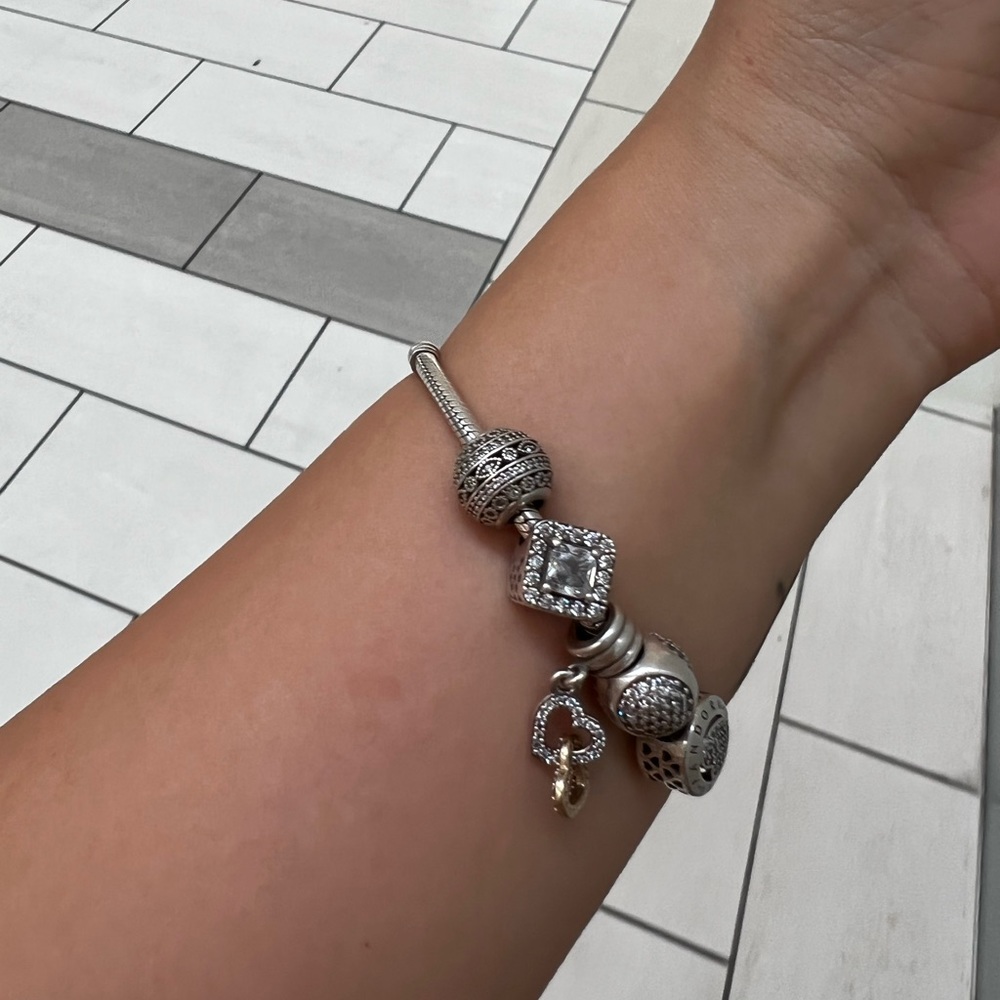 Authentic Pandora Charms and bracelet set 💕